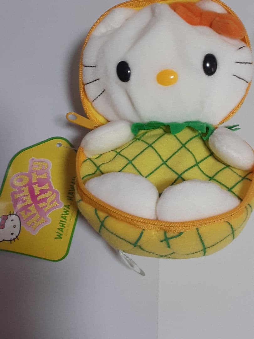 ハローキティ　パイナップル　きのこ　ぬいぐるみ