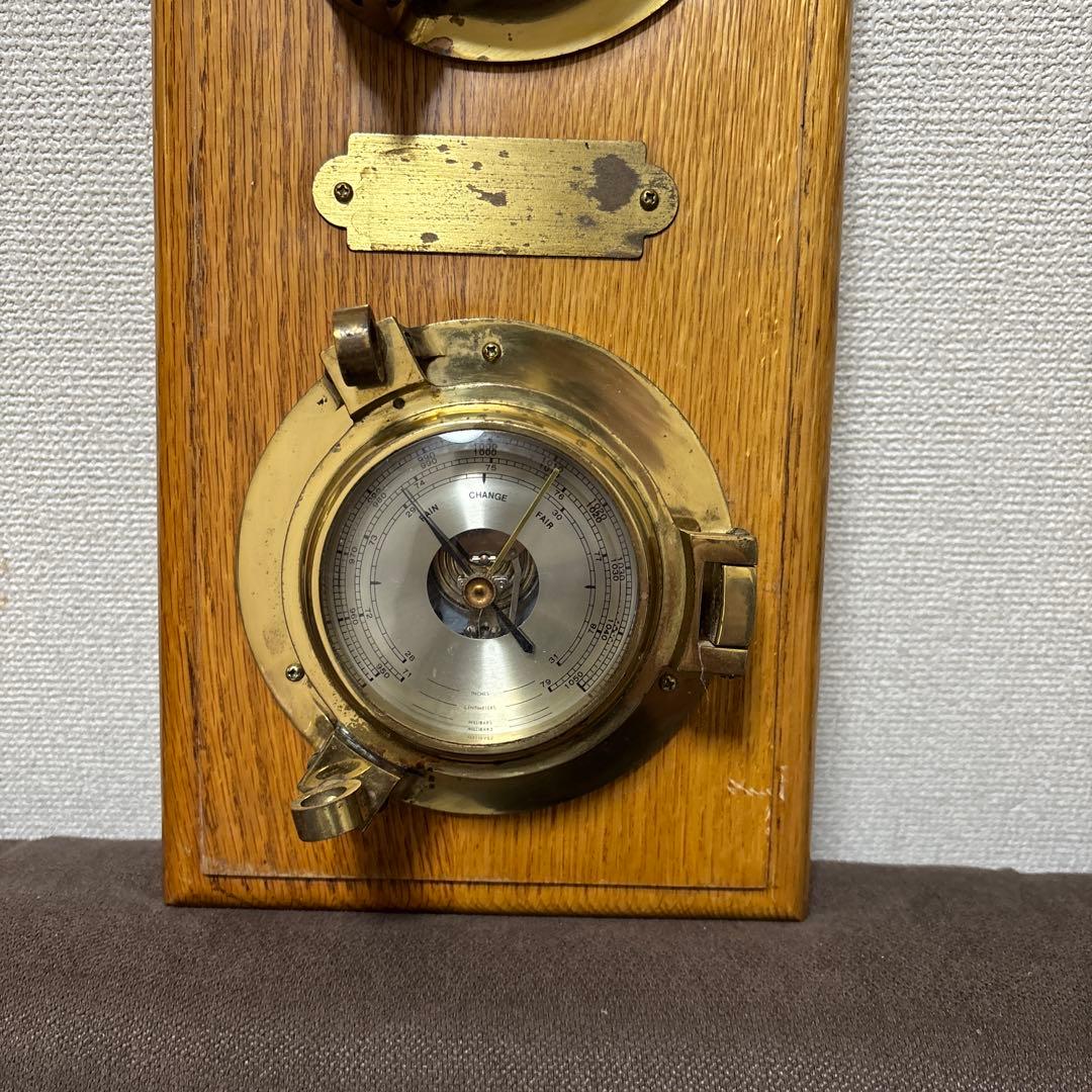 船舶用クォーツ時計と気圧計