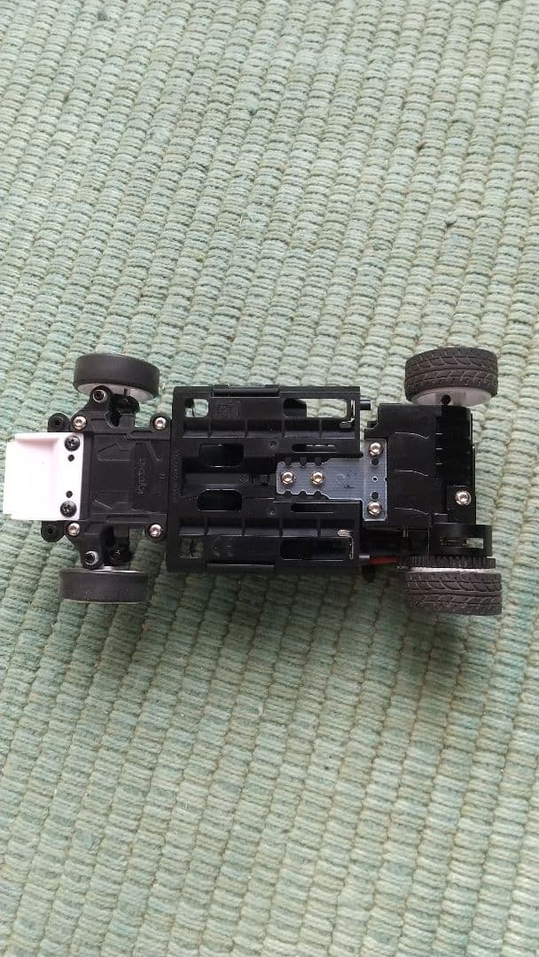 Kyosho ミニッツMR04-EVO2(緑モーター)