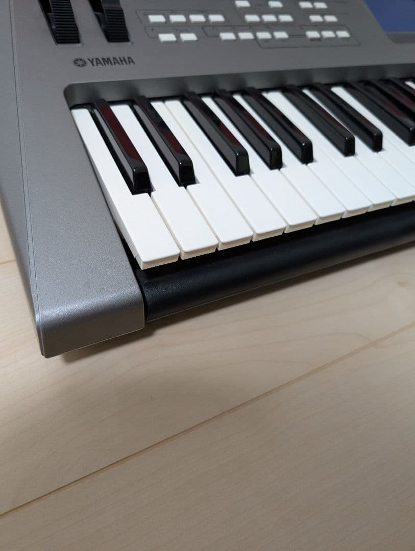 YAMAHA MM6 シンセサイザー 61鍵盤 中古　ソフトケース