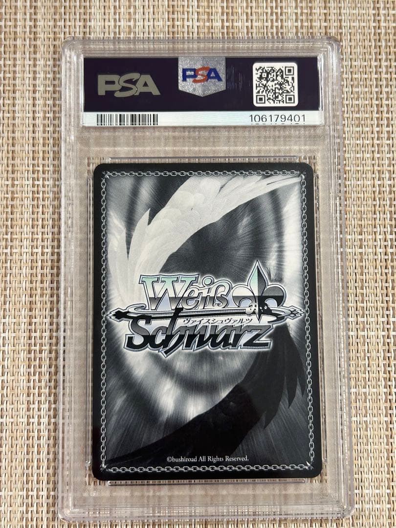 ヴァイスシュヴァルツ　NIKKE レオナ　SP PSA10