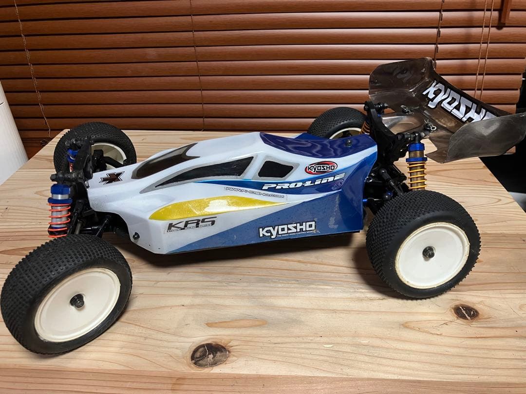 KYOSHO LEZAR ZX-5電動オフロードバギー