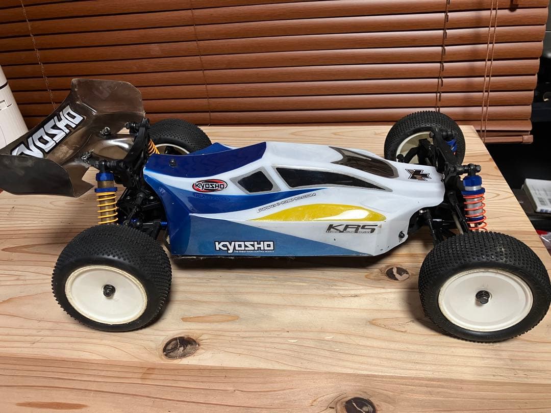 KYOSHO LEZAR ZX-5電動オフロードバギー