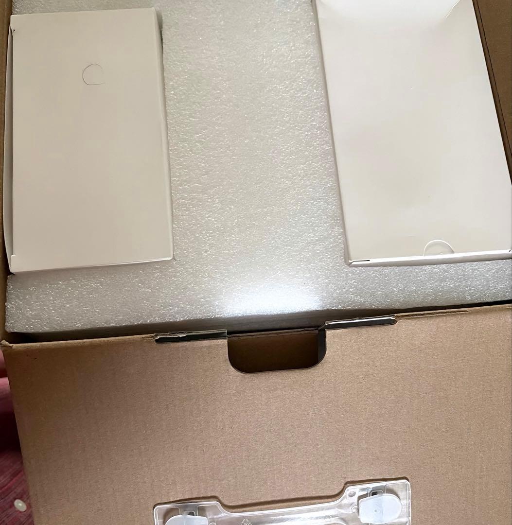 ポータブル電源 小型 256Wh 300W 新品