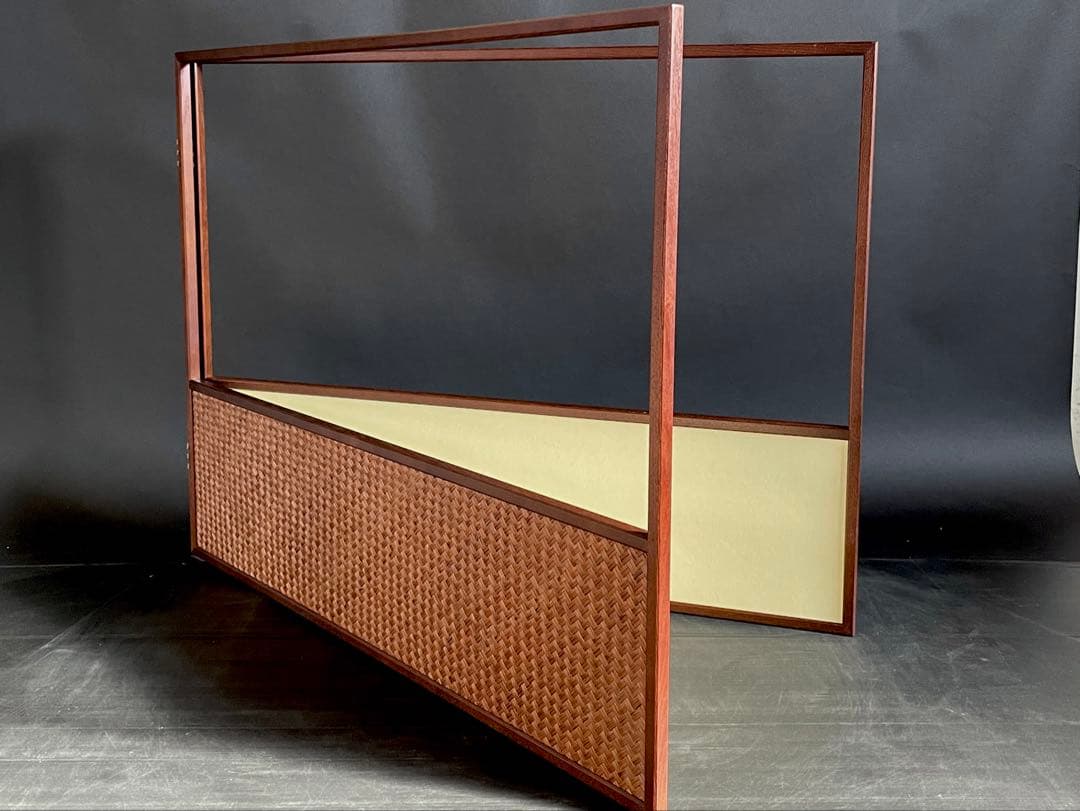 【美品】「母」 網代 鳥の子 両面使い 上透かし 風炉先屏風 桑枠 （206②）