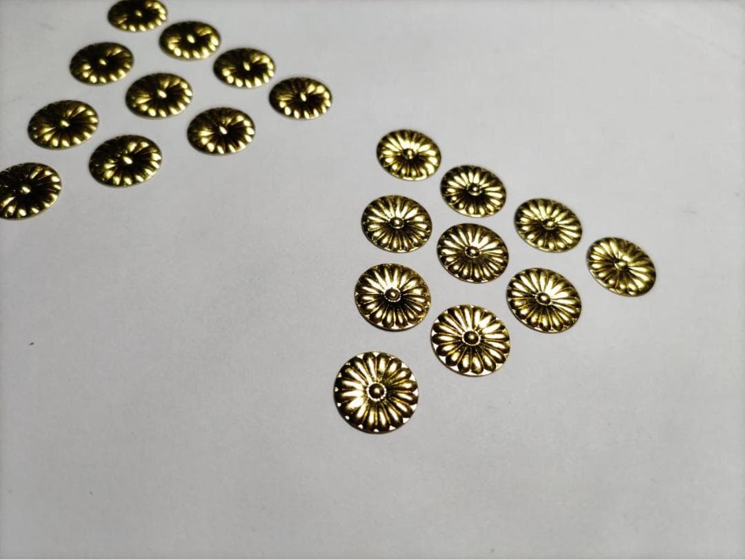 特別！【菊紋金具】4分ｘ100枚 （12ｍｍ）神殿、神輿、山車、真鍮金具です。
