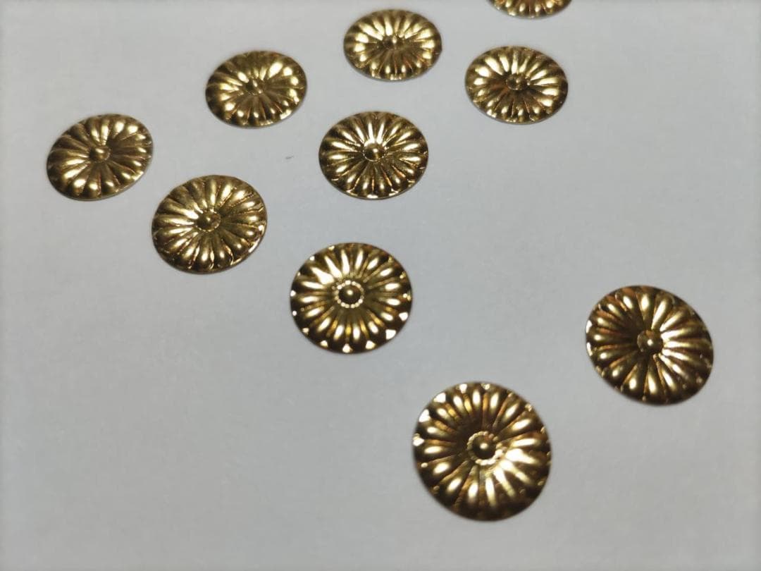 特別！【菊紋金具】4分ｘ100枚 （12ｍｍ）神殿、神輿、山車、真鍮金具です。