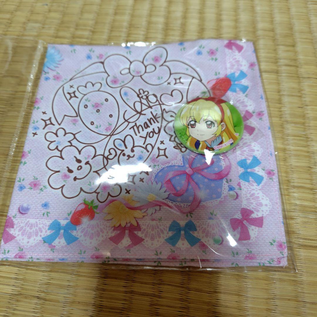 星宮いちご 缶バッジ 12個セット　ハンカチ　おまけ付き　まとめ売り　アイカツ！