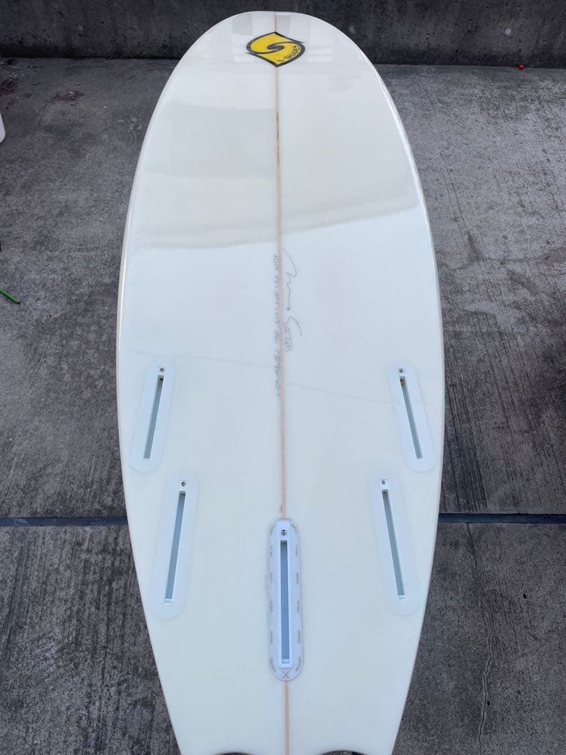 S-SHAPESエスシェイプス サーフボード　5'9