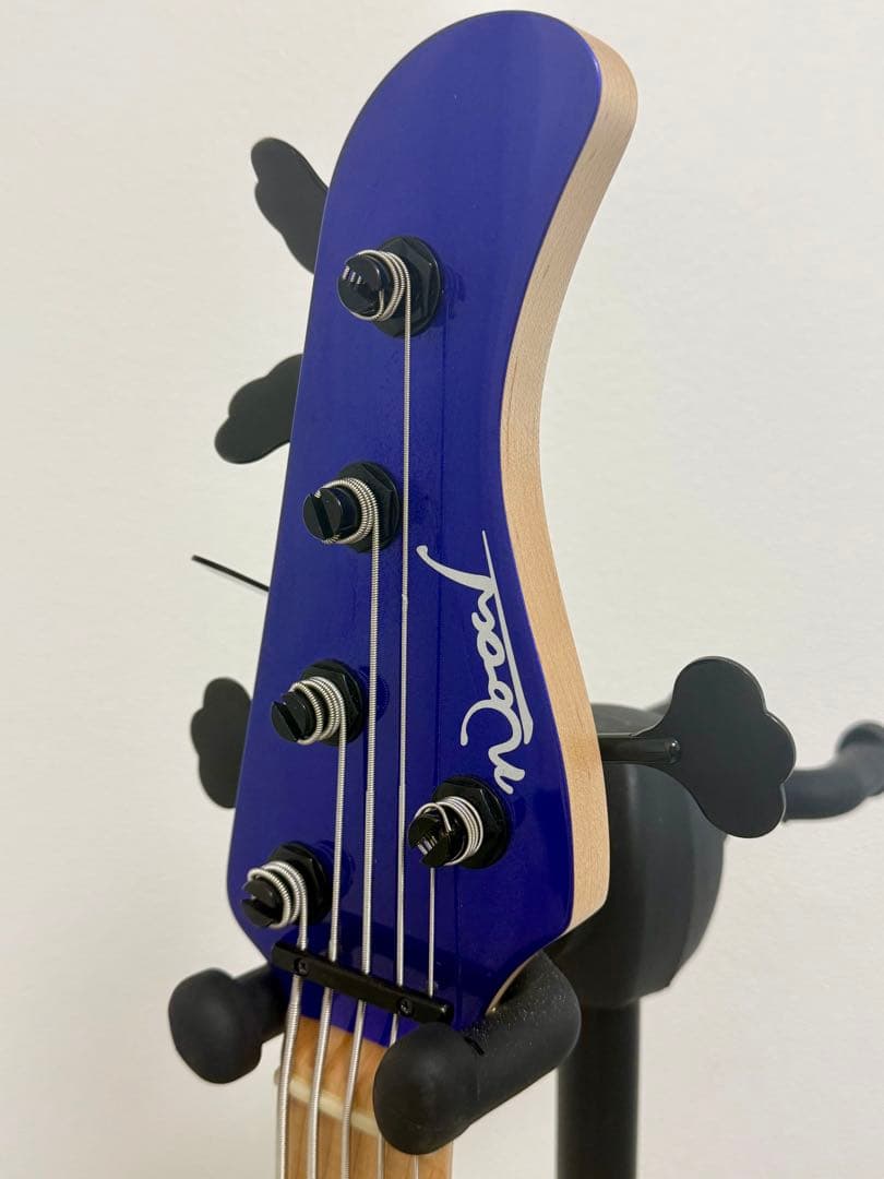 Wood Custom Guitars Vibe Standard 5弦ベース