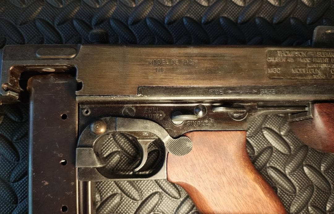 B*9様 mgcトンプソンM1921モデルガン（SMG刻印）