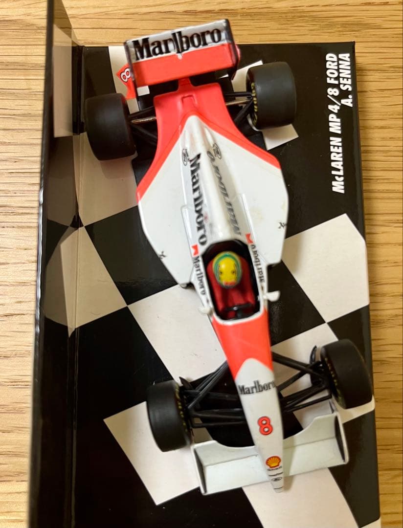 ミニチャンプス マクラーレン MP4/8 A.セナ 1/43 マルボロ仕様