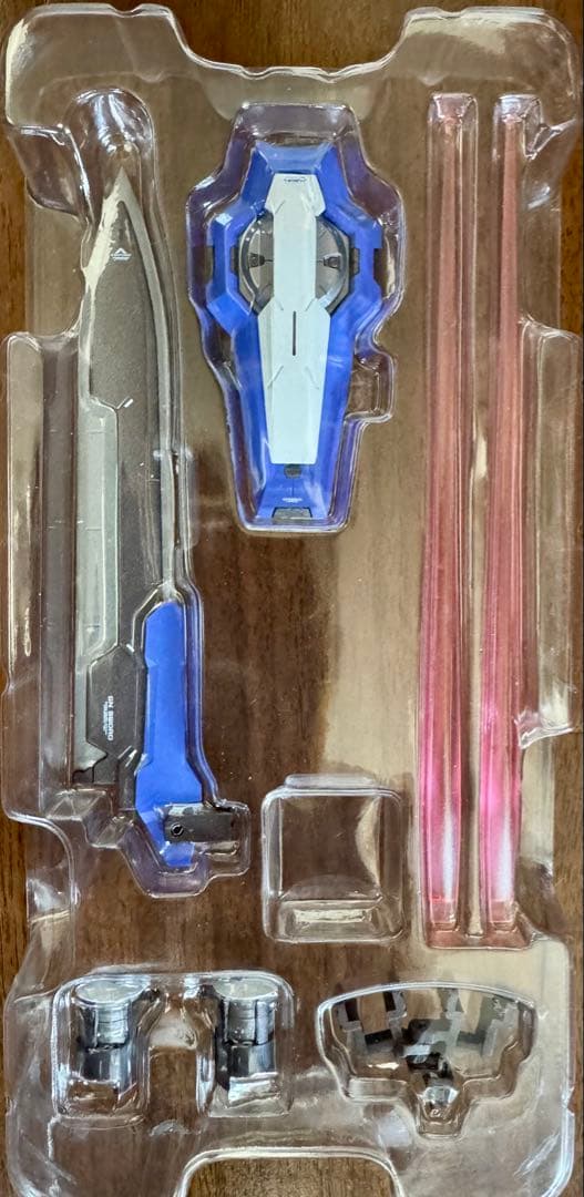 L BUILD ガンダムアヴァランチエクシア(ウェポンプラスパック)