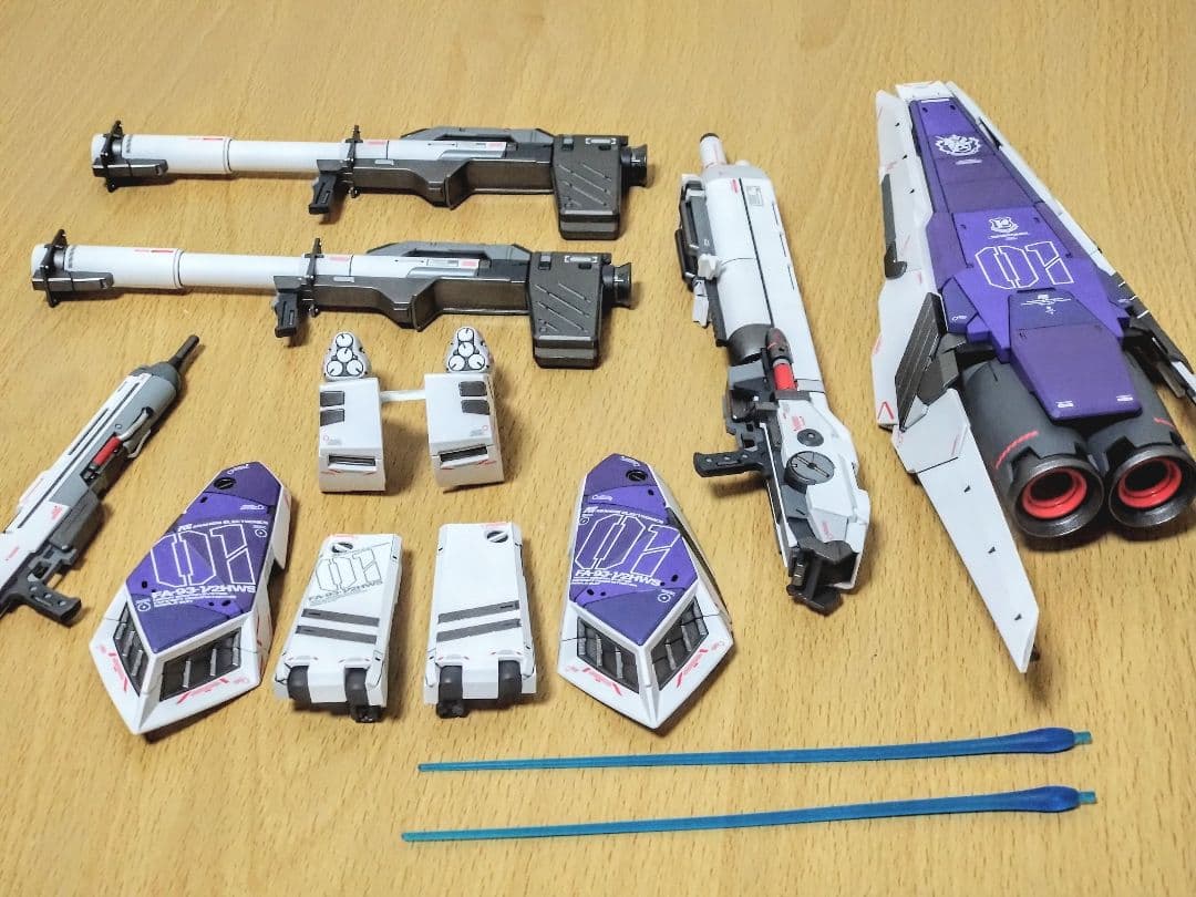 割*箸様 完成品　MG ver.Ka Hi-νガンダム＆H.W.S.装備