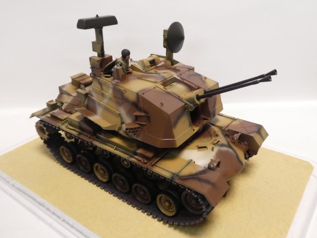 タミヤ　1/35 アメリカ陸軍 対空戦車ヨーク　完成品