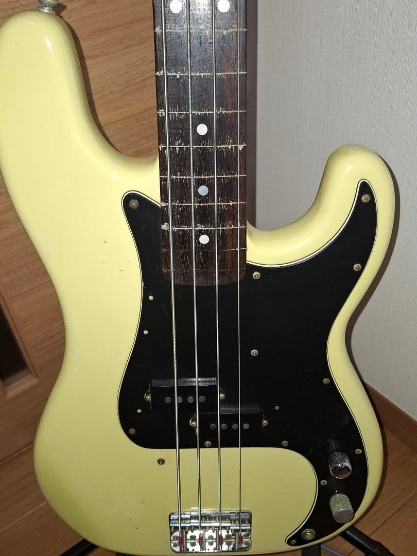 TOKAI PB-40 フレットレス