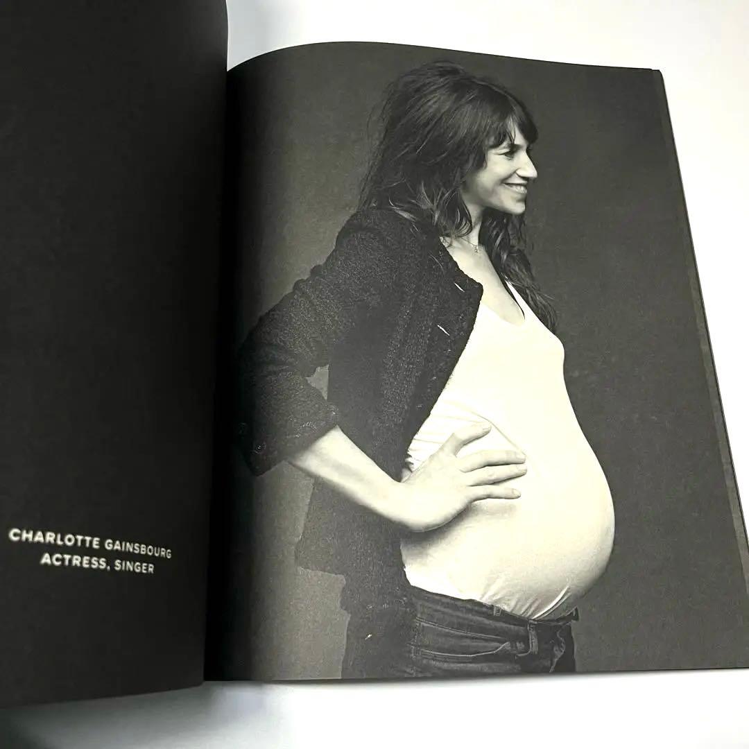 THE LITTLE BLACK JACKET CHANELカールラガーフェルド