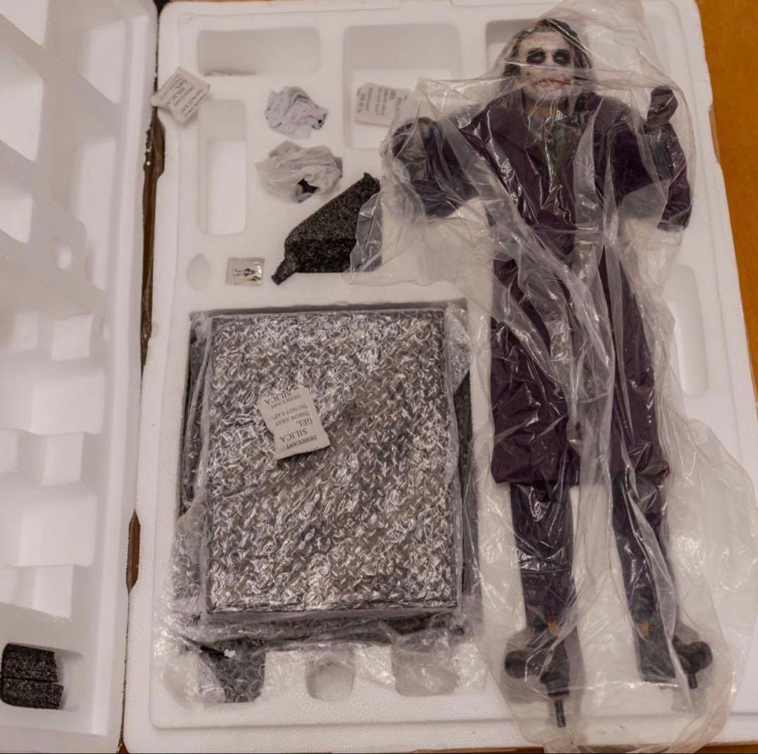 アメコミ Joker 1/4 Scale StatueBatman The Dark