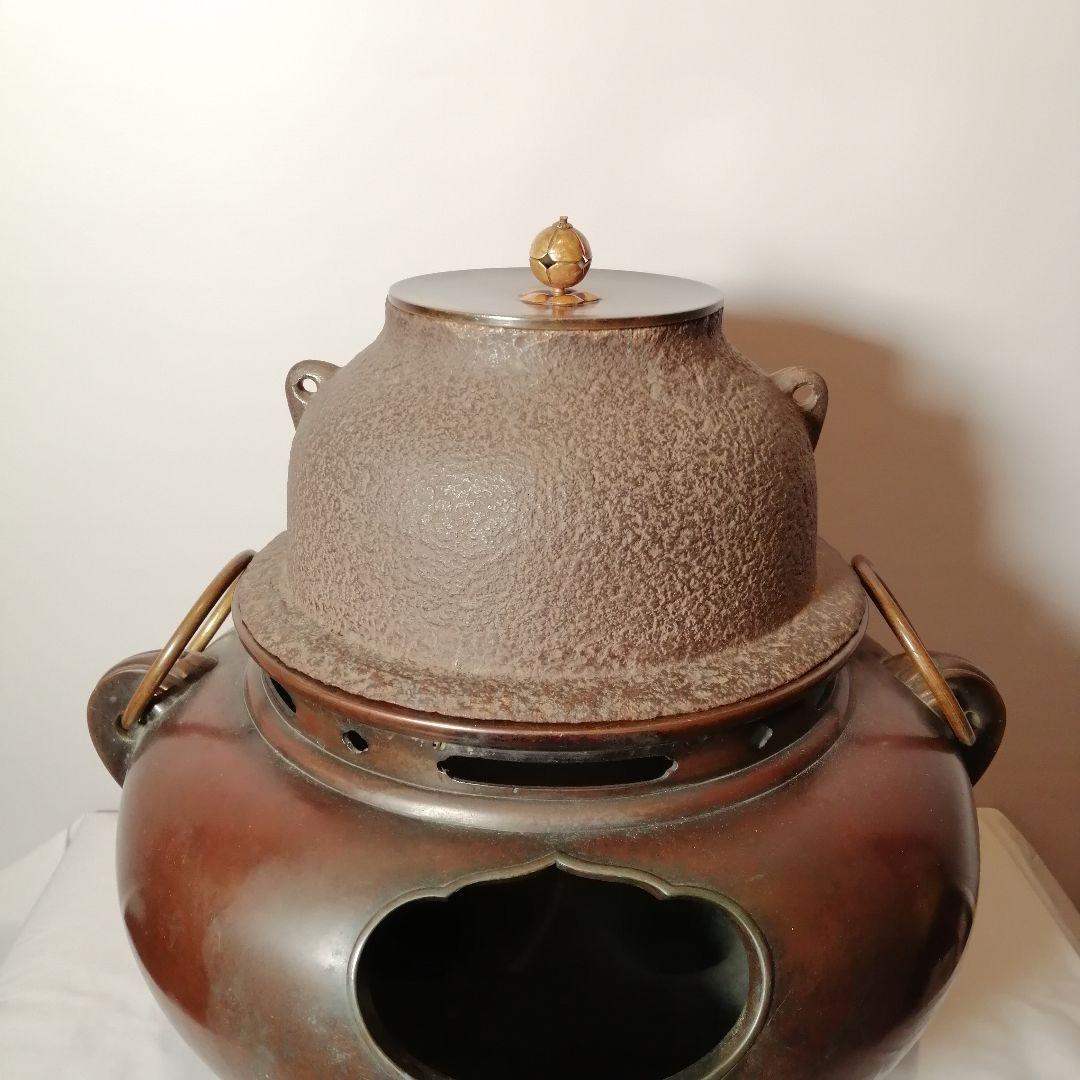 【茶道具】 唐銅風炉釜 　名越弥五郎作　釜265