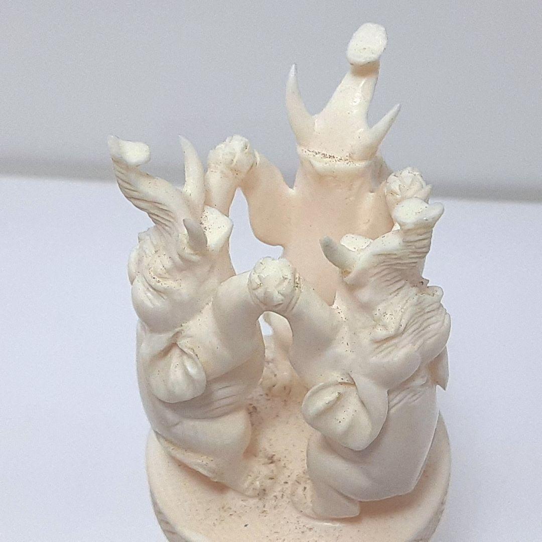 Y1299 高級彫刻 高級彫刻 細密彫 天球 象彫刻台座 総重量164.7g