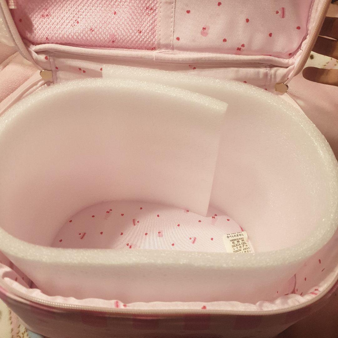 My Melody バッグ と手鏡