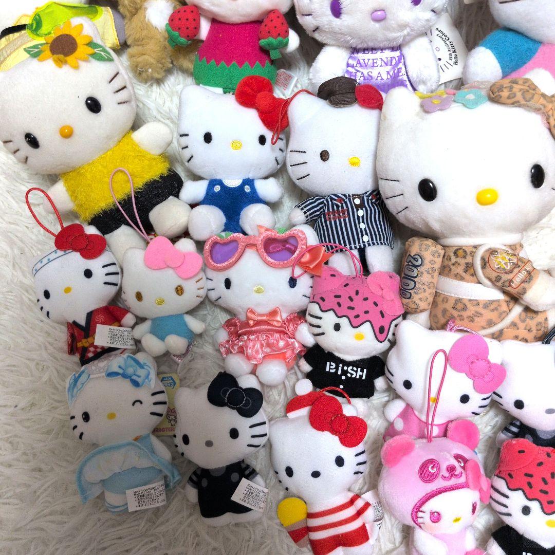 Sanrio ハローキティ　ぬいぐるみ　おまとめ売り　32個