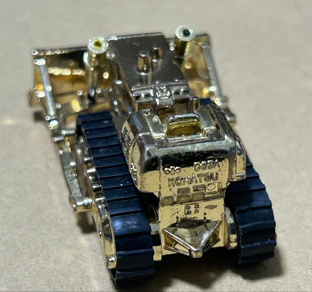 訳あり 非売品 トミカ 赤箱70 コマツ ブルドーザ D65A 金メッキ