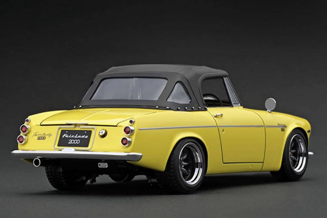 ミニカー IG2714 1/18 DATSUN Fairlady 2000 SR311