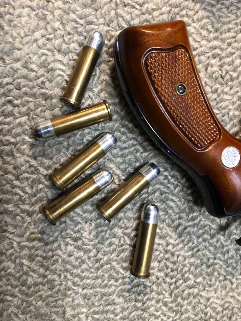 ジャンク2品安全 かねモデルガン＆ガスガン