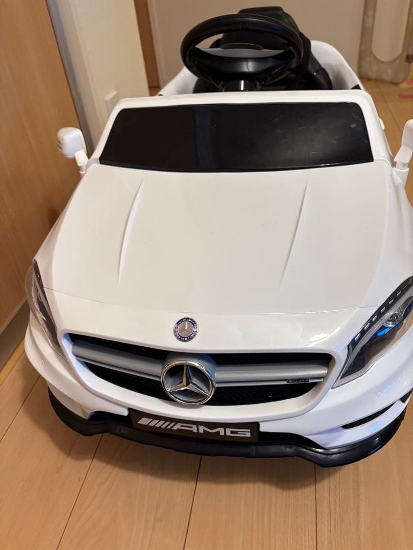 メルセデス・ベンツ GLA 45 AMG 電動乗用車