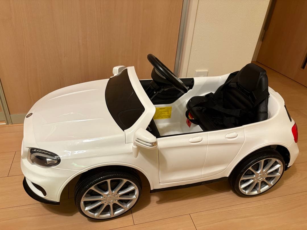 メルセデス・ベンツ GLA 45 AMG 電動乗用車