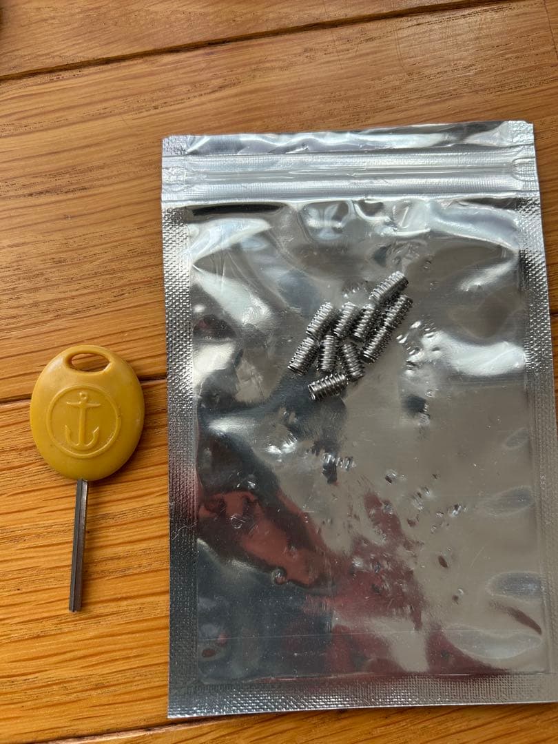 新品未使用CAPTAIN FIN CCキールフィン クリステンソン ネジ&キー付