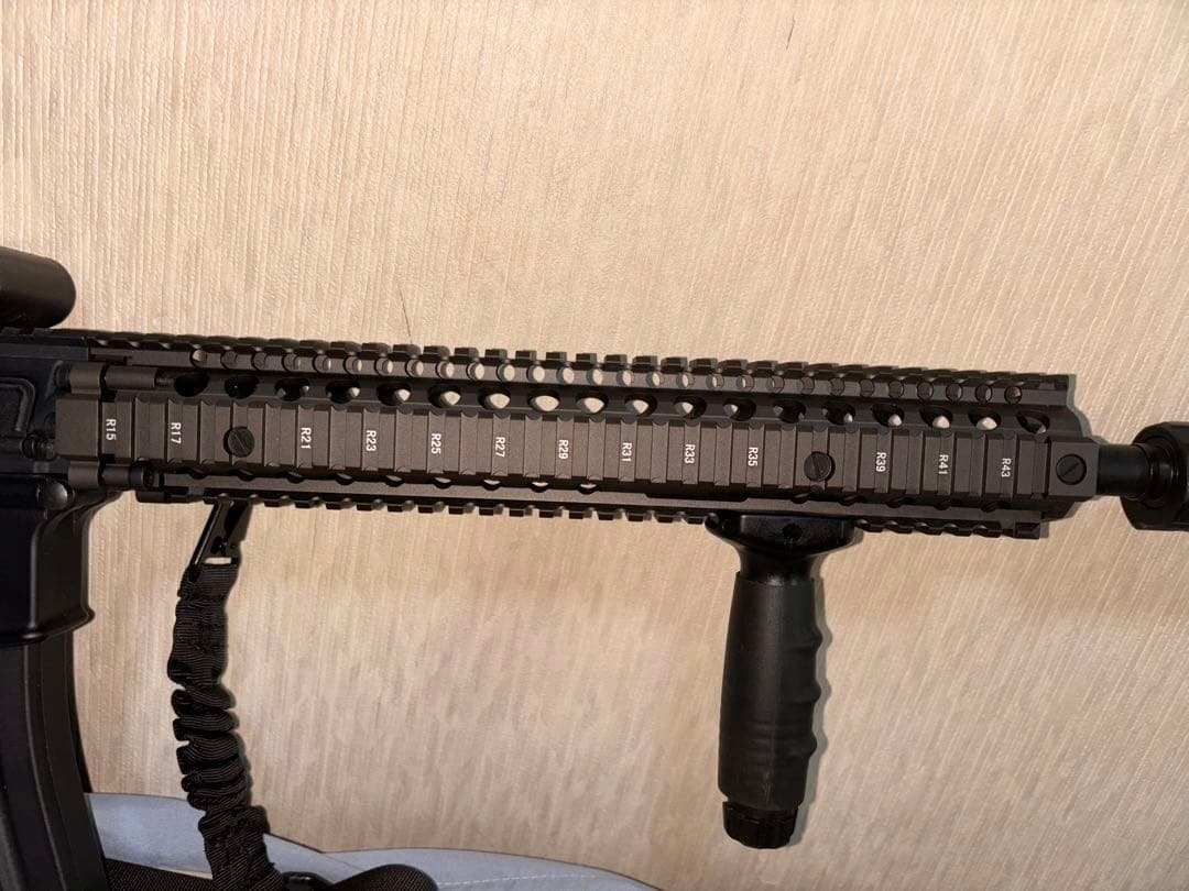 東京マルイ　M4A1 SOPMOD 次世代電動ガン