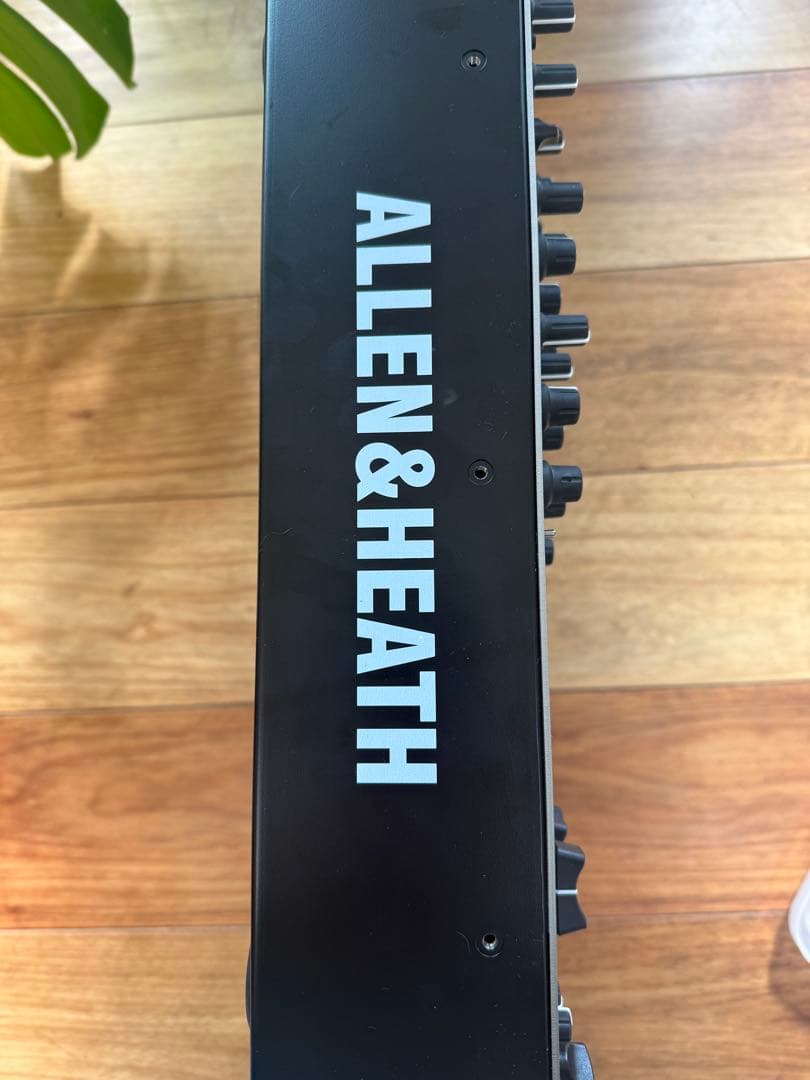 hir ALLEN&HEATH XONE:96 アナログミキサー