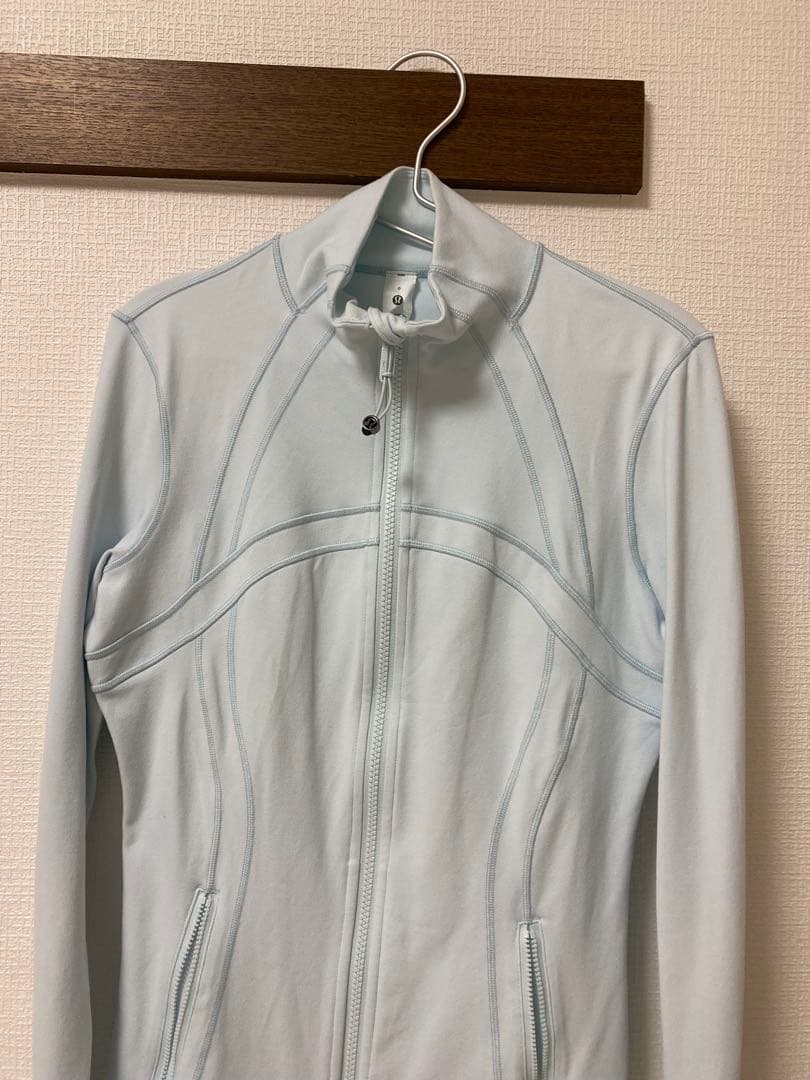 ルルレモン Define ジャケット Nulu 6 水色 Lululemon