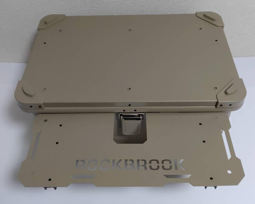 アルミコンテナ　50L　フルカスタム　カーキー　キャンプ　新品送料込み
