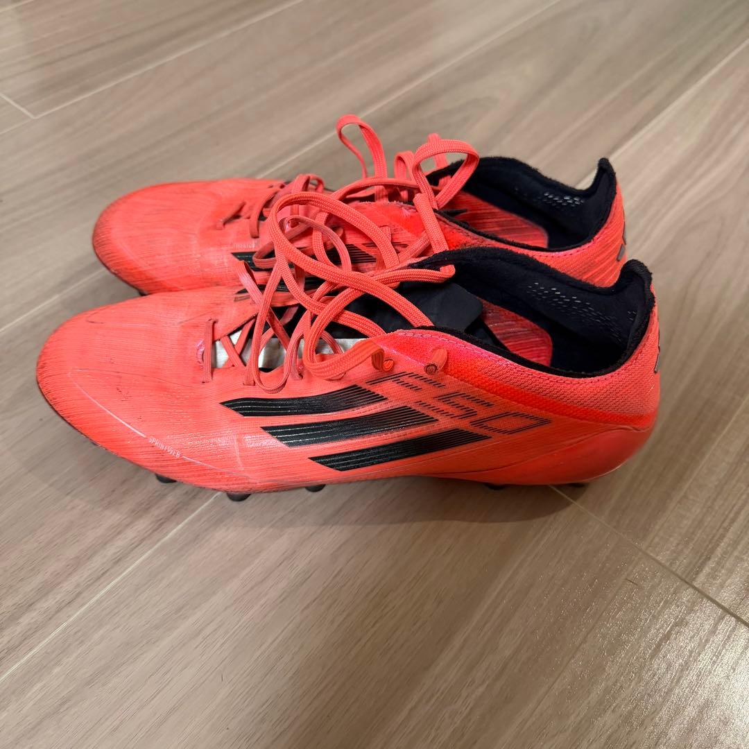 2月限定 F50 ELITE AG / 人工芝用