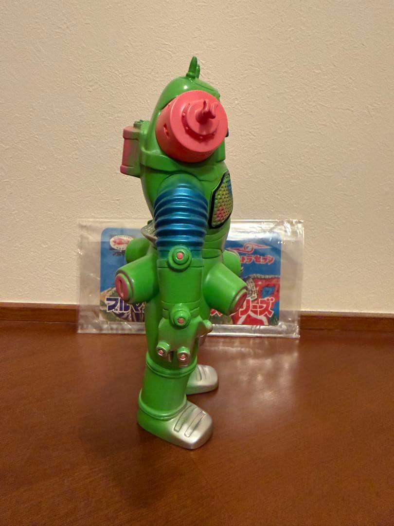 ブルマァク キングジョー（グリーン）　ウルトラセブン