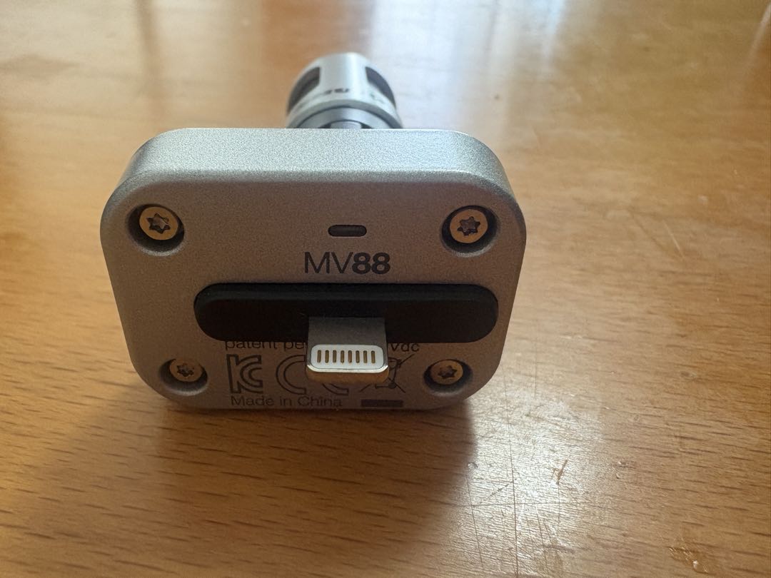 RDすぎ　SHURE MV88