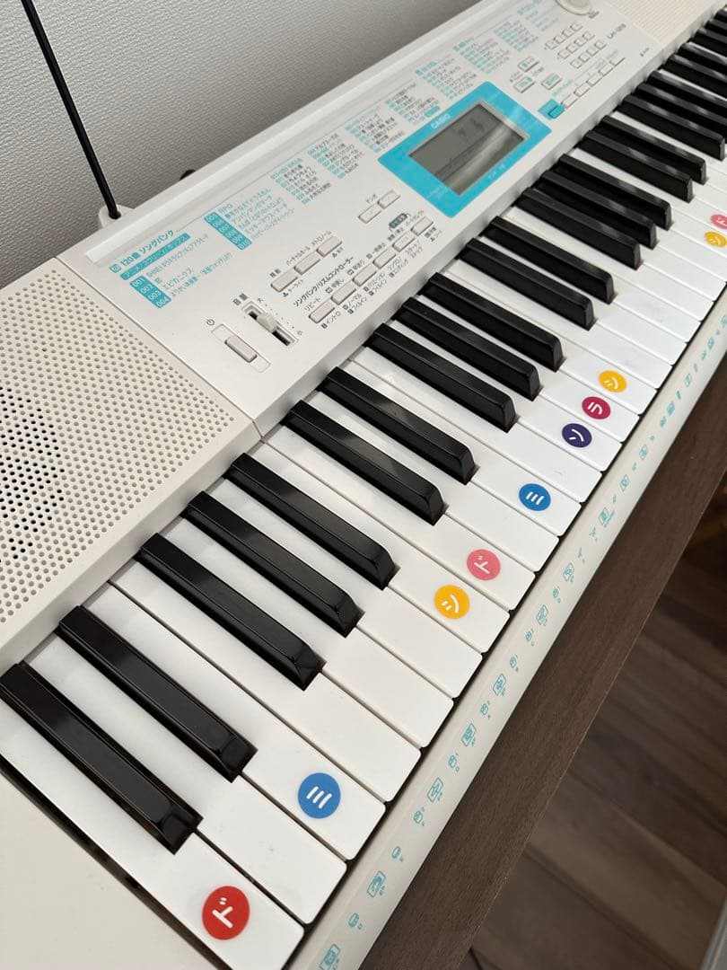 カシオ　光ナビゲーションキーボード