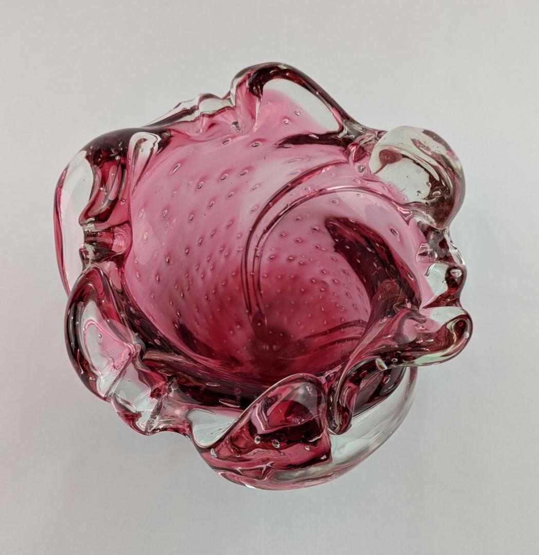 岩田藤七　紅牡丹　吹きガラス