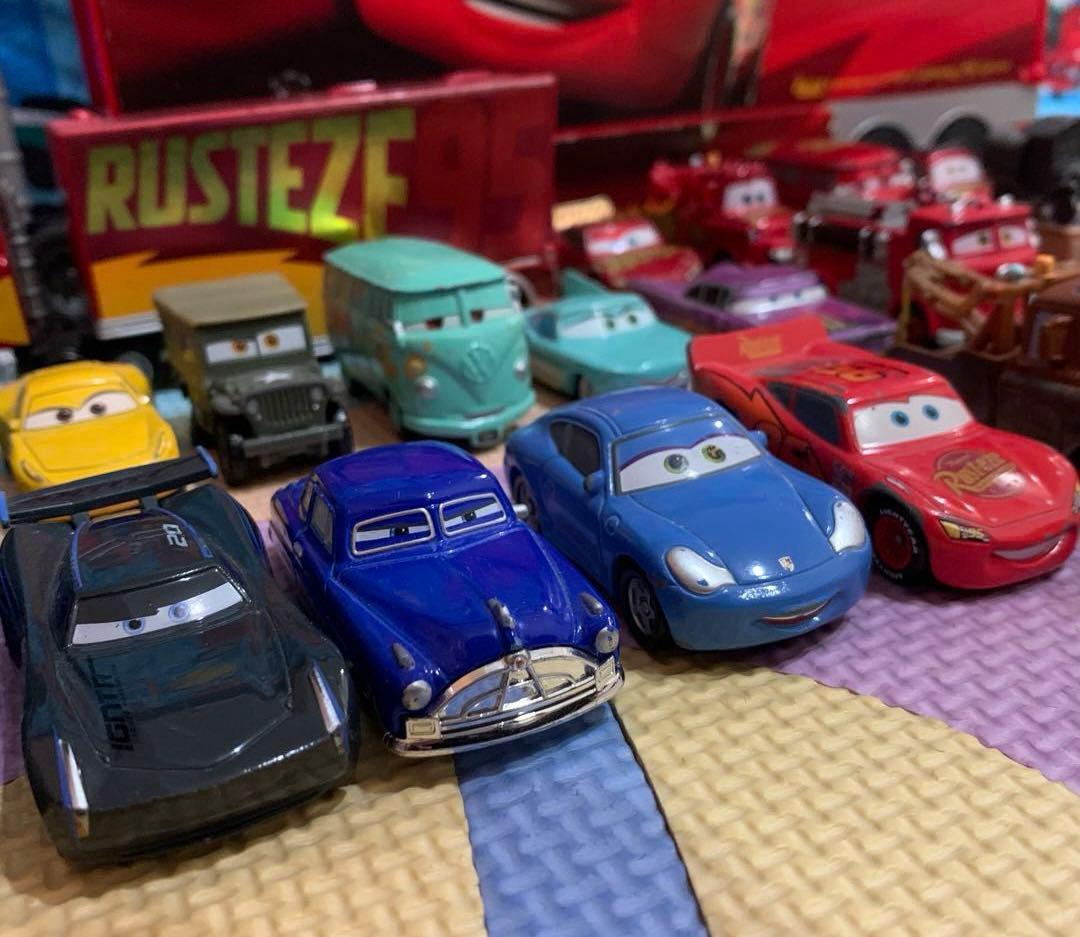 カーズトミカ　マックトレーラー（24台収納）まとめ売り