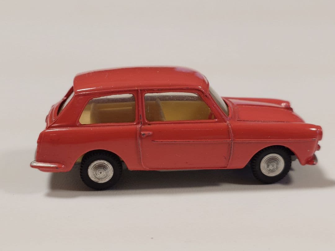 ミニカー SPOT - ON NO.154 Austin A40