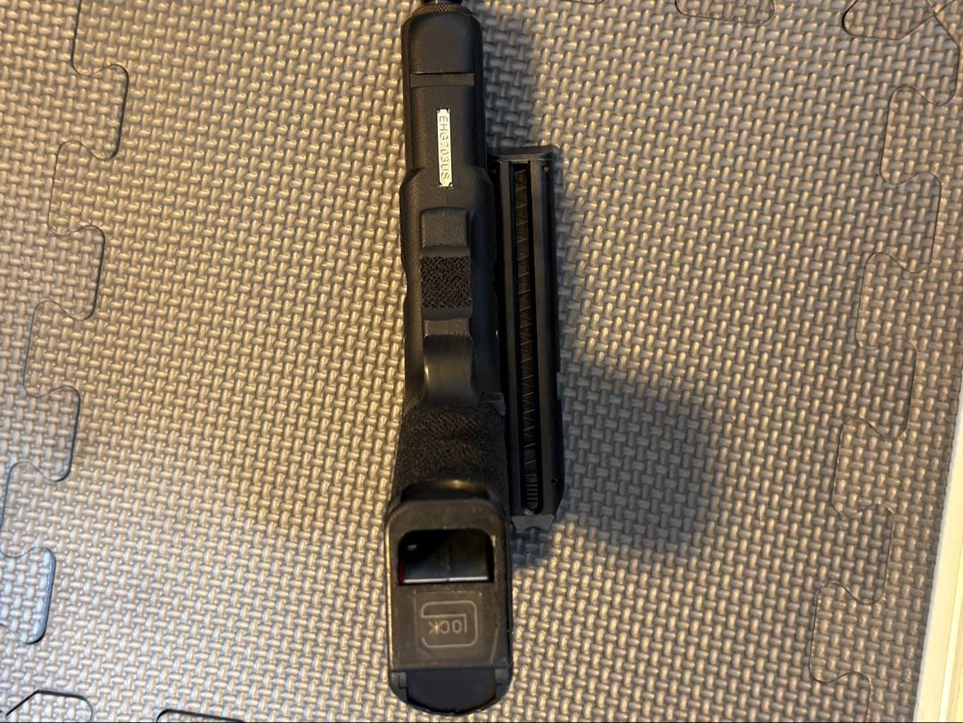 東京マルイ電動ハンドガン　G18C