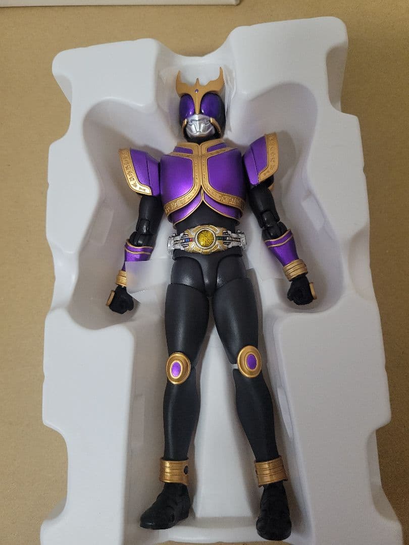 真骨彫製法 仮面ライダークウガ ライジングタイタン