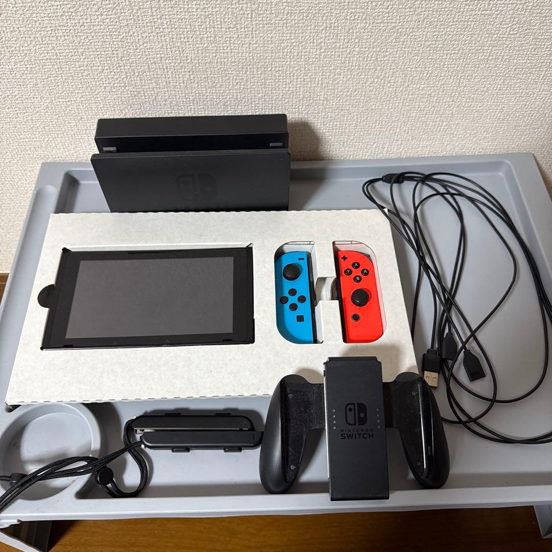 【ジャンク品】　ニンテンドーSwitch ➕カセット