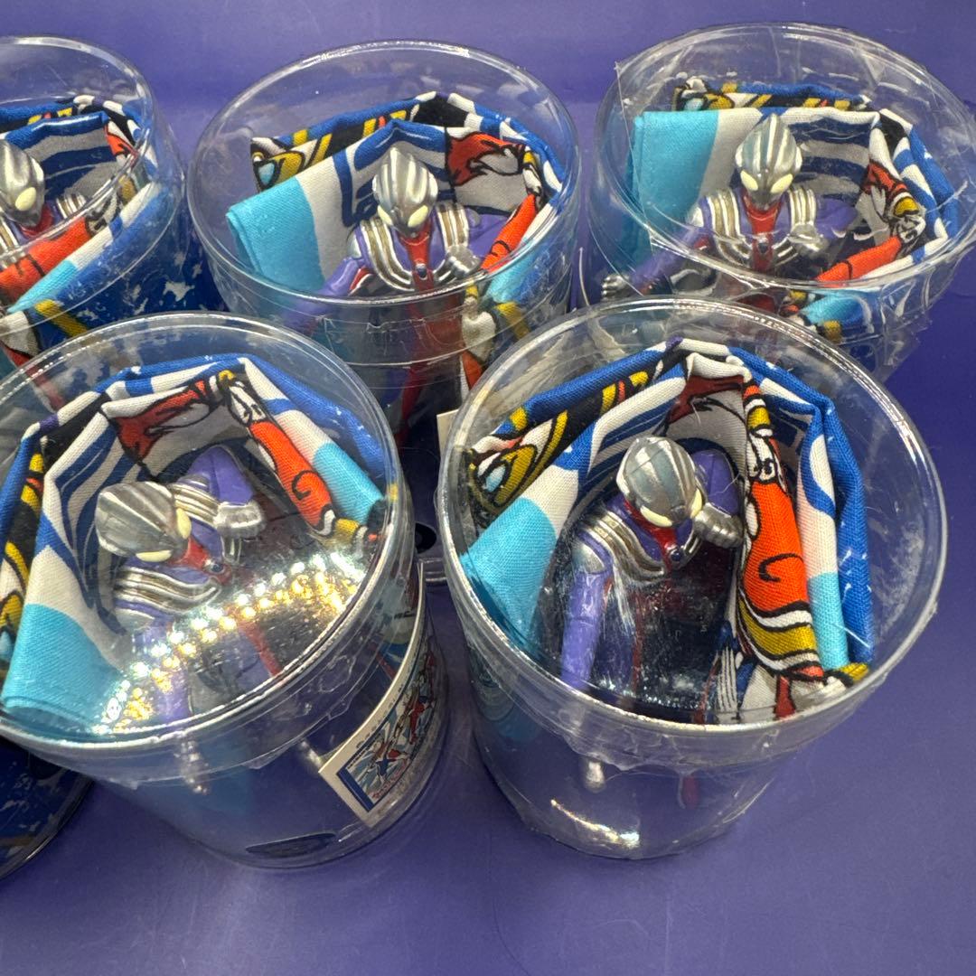 ⭐︎大量⭐︎ウルトラマンダイナ　ハンカチ＆ミニフィギュア 7箱まとめ売り