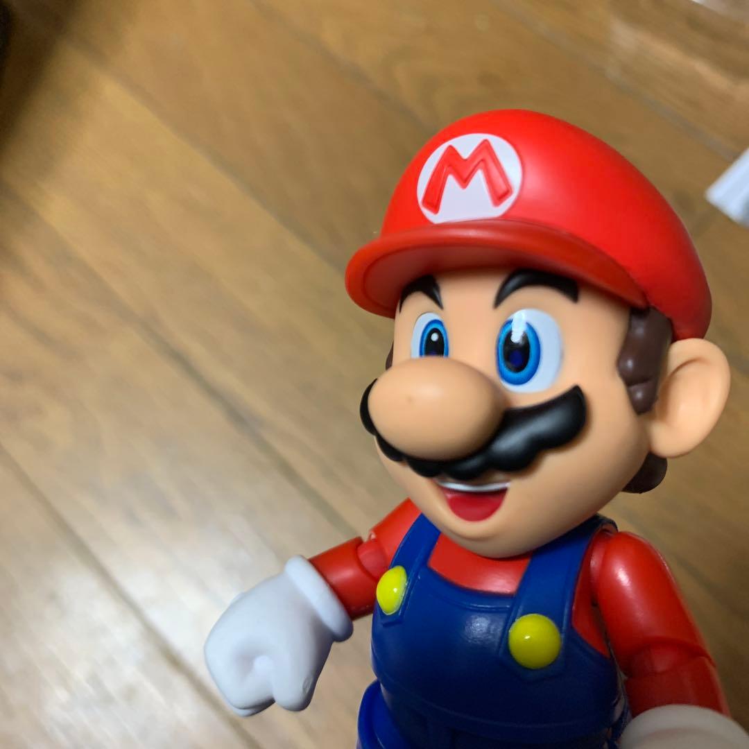 SHフィギュアーツ　スーパーマリオ