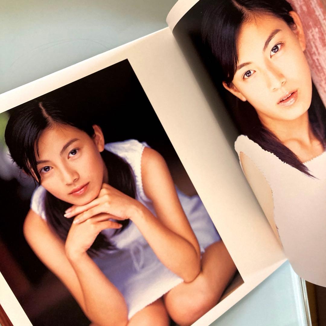 加藤あい直筆サイン入り写真集…帯付き