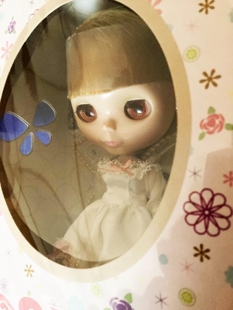 新品・未開封！Blythe　ネオブライス　ホワイトマジック  アフタヌーン♪